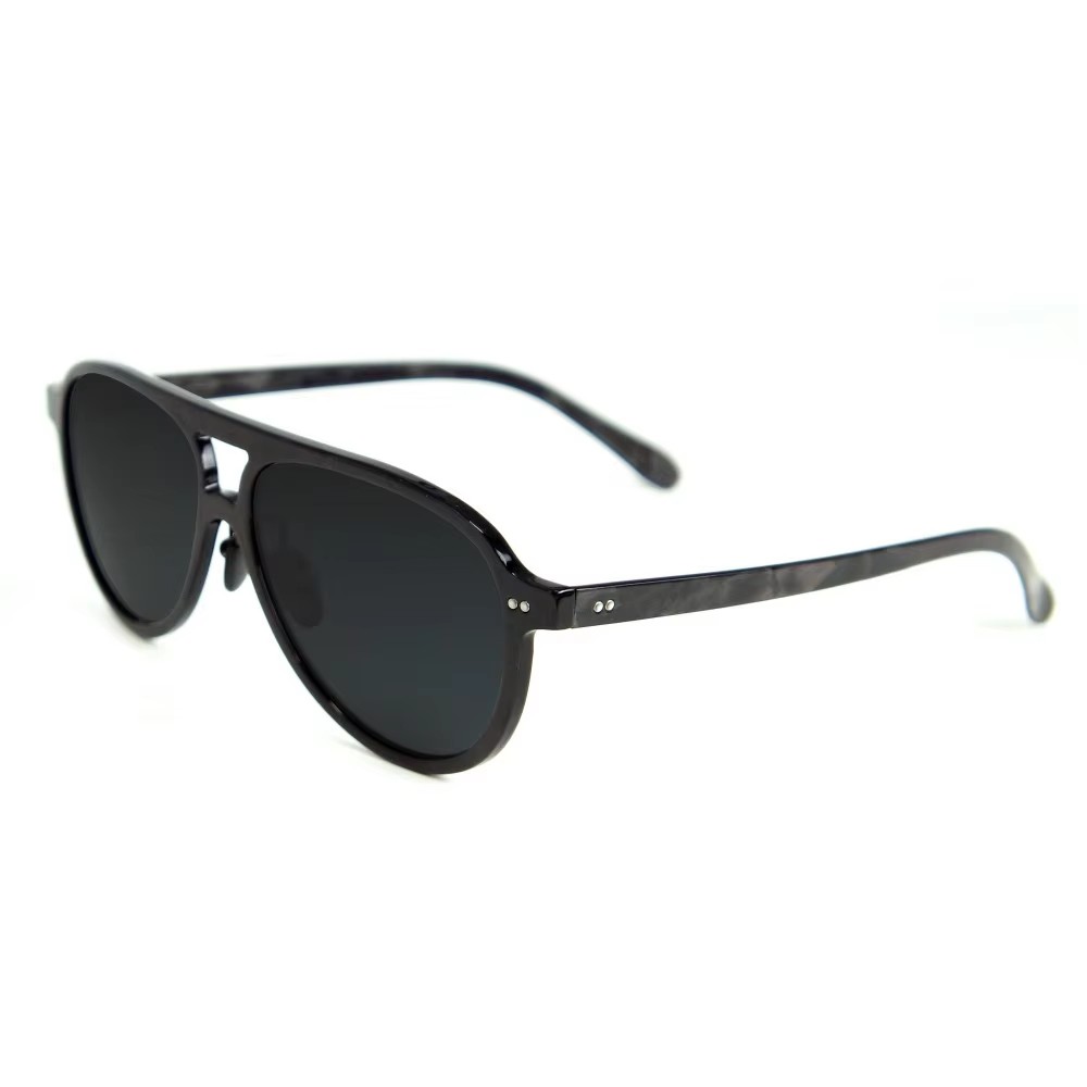 Klasikong Aviator Carbon Fiber Sunglasses Klasikong Aviator Carbon Fiber Sunglasses