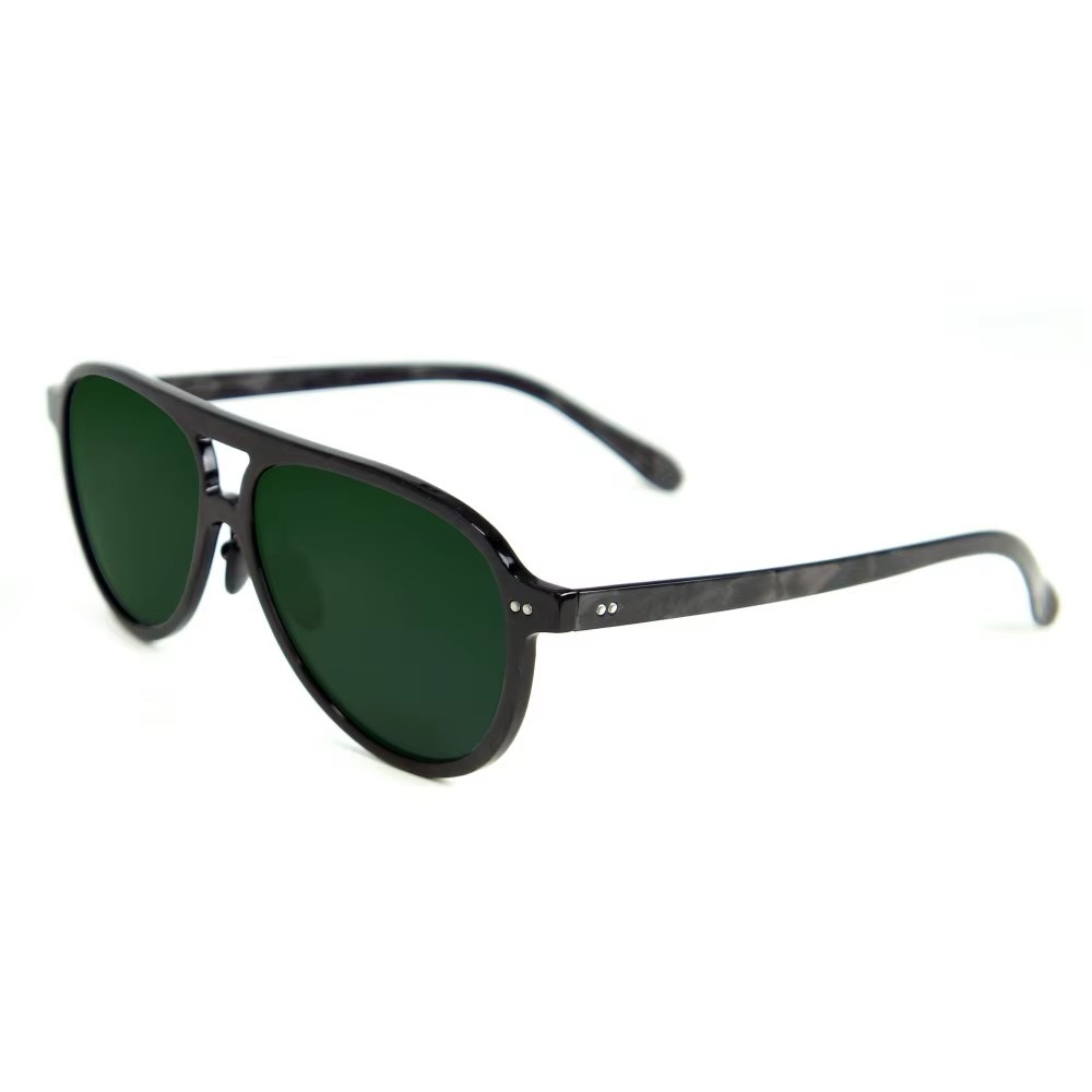 Klasikong Aviator Carbon Fiber Sunglasses Klasikong Aviator Carbon Fiber Sunglasses